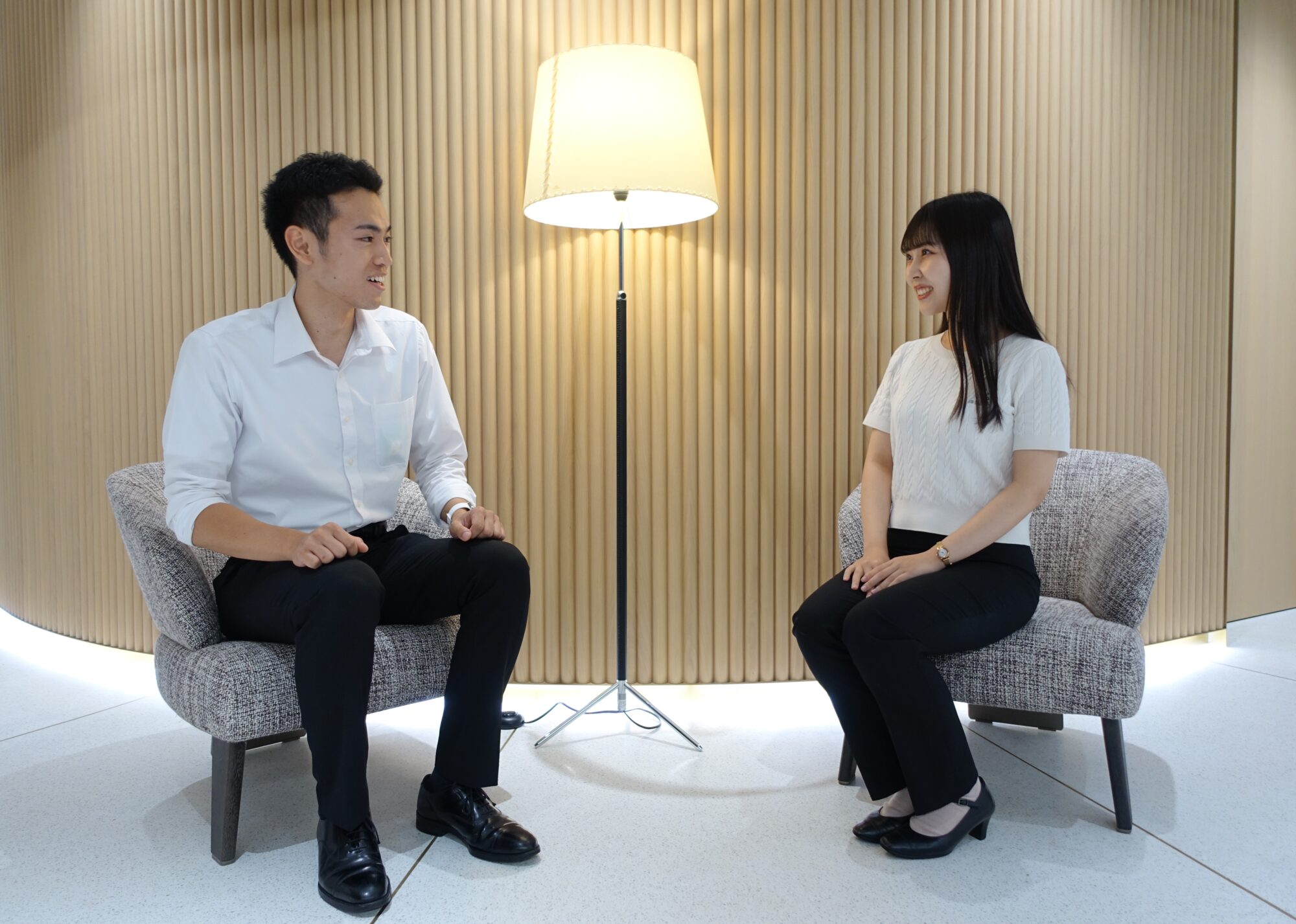 【大阪事務所】新人会計士の服装・こだわりアイテムはこちら！